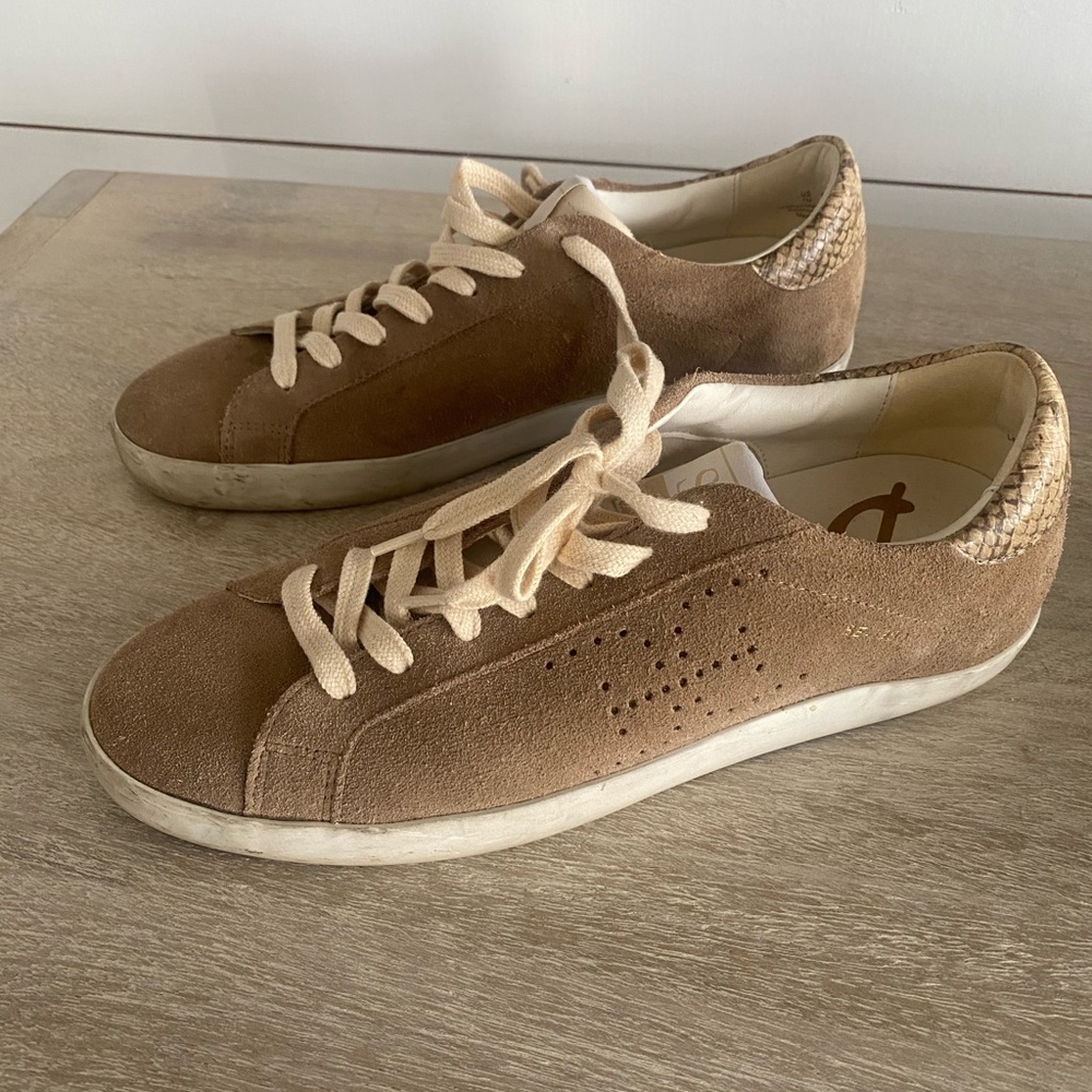Sam Edelman Aubrie Lace Up Sneakers – Women’s – Distressed Sole Style